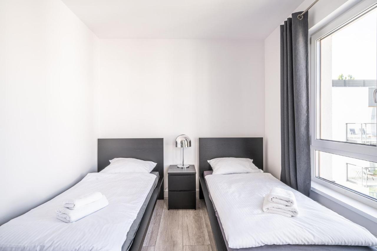 Rentplanet - Apartamenty Na Grobli Wroclaw Exterior photo