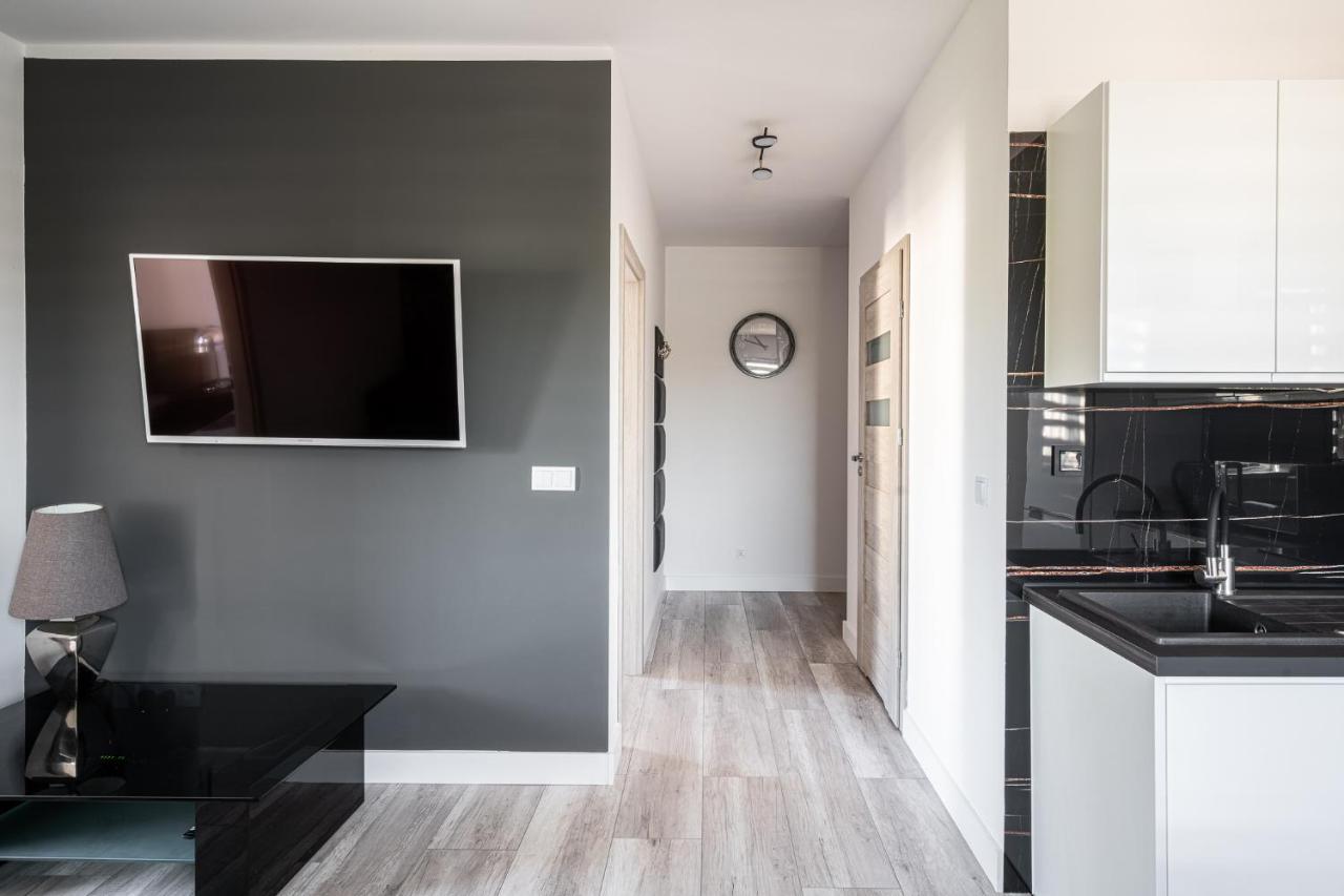 Rentplanet - Apartamenty Na Grobli Wroclaw Exterior photo