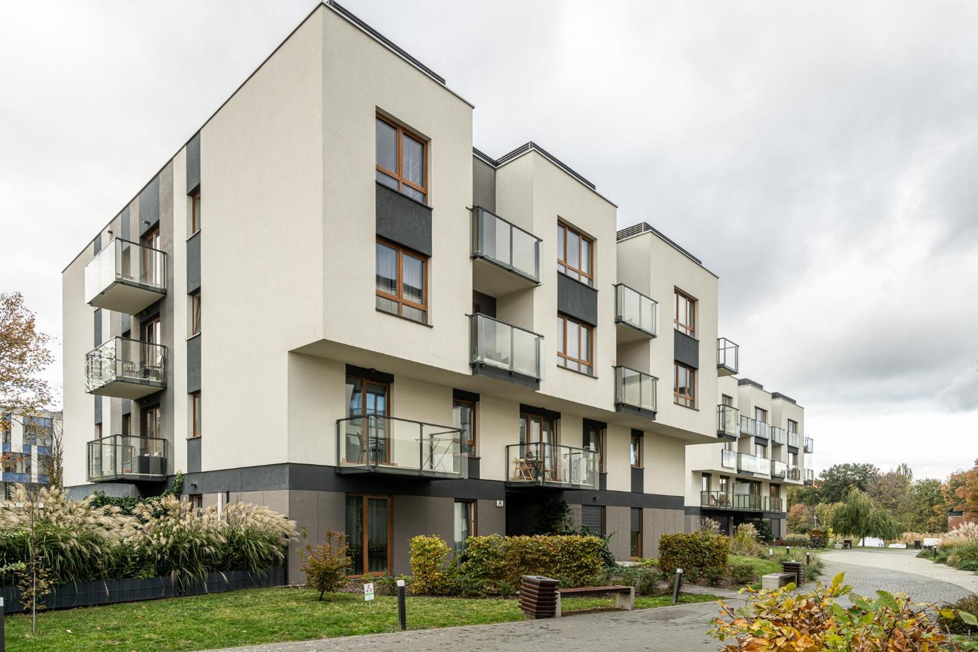 Rentplanet - Apartamenty Na Grobli Wroclaw Exterior photo